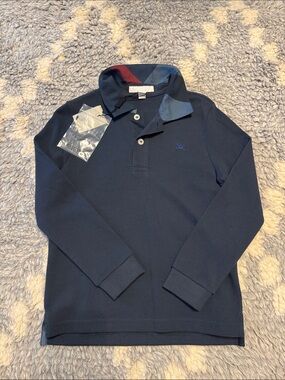Burberry Navy Long-Sleeve Polo with Contrast Collar, size 6 Y
